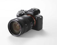 SONY Digitalni fotoaparat ILCE7M3B Alpha 7 II serije E s senzorjem polnega formata s 5-osnim stabilizatorjem slike -+ SEL24105G
